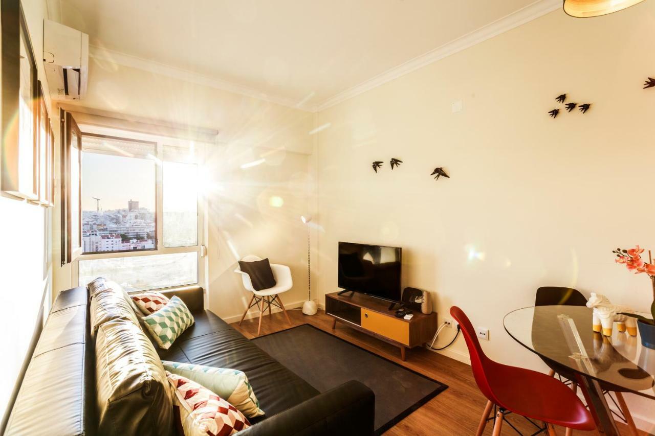 Whome | Anjos Premium #8 * Lissabon